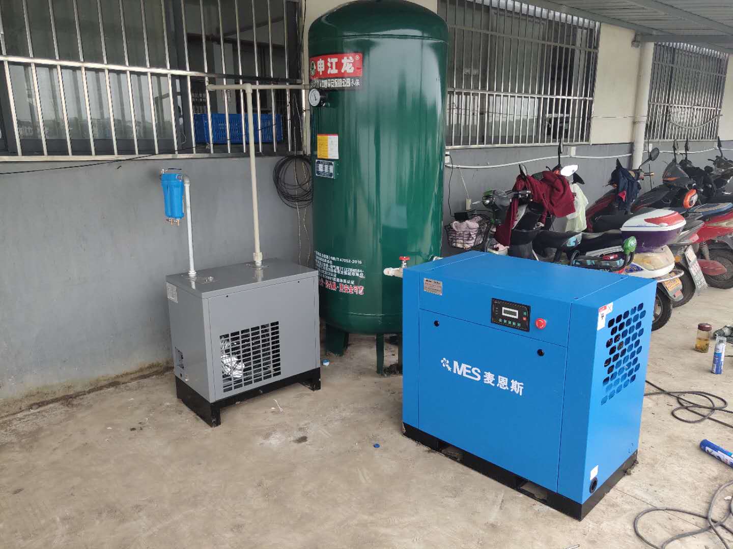 螺桿空壓機(jī)