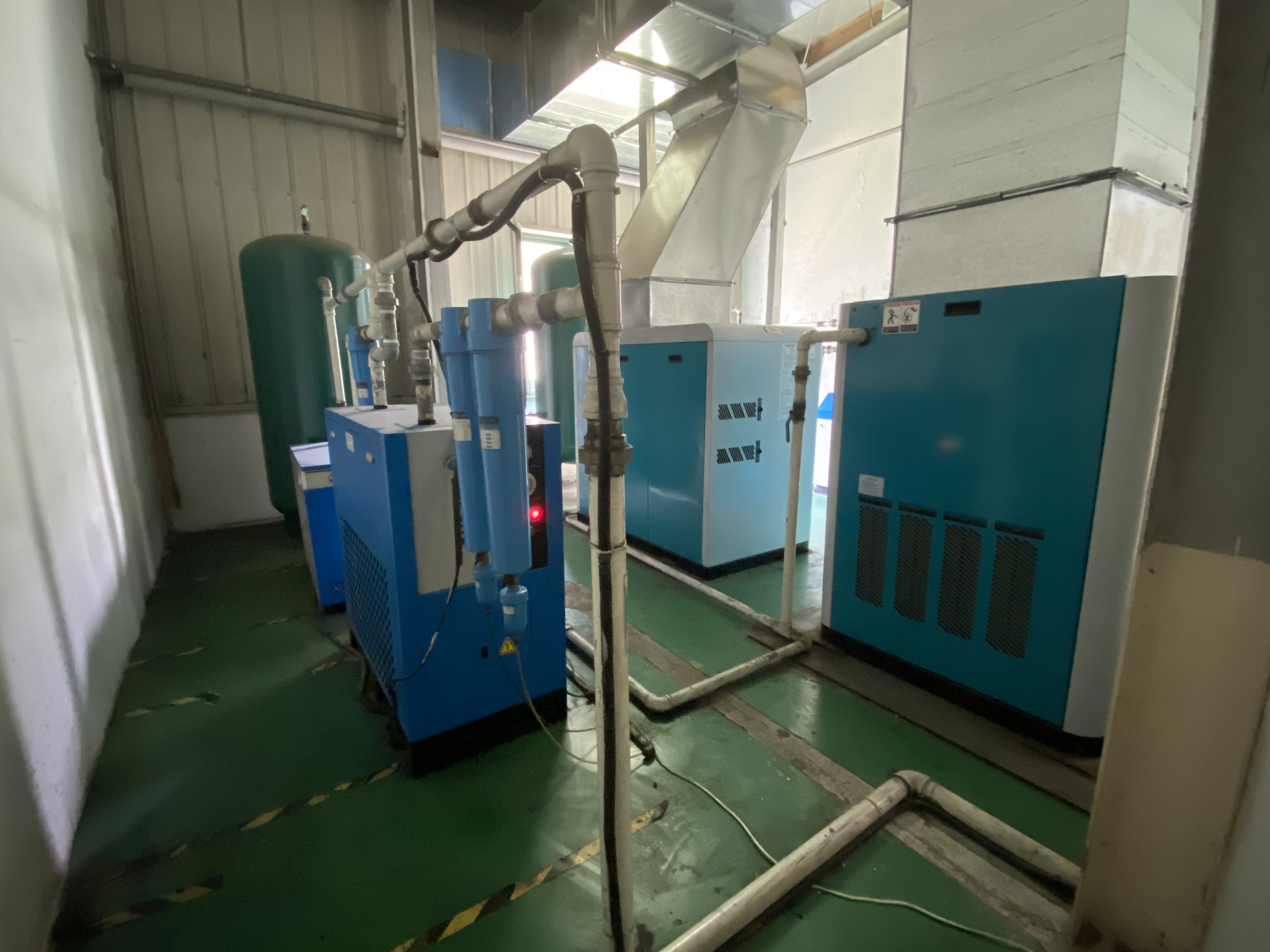 螺桿空壓機(jī)